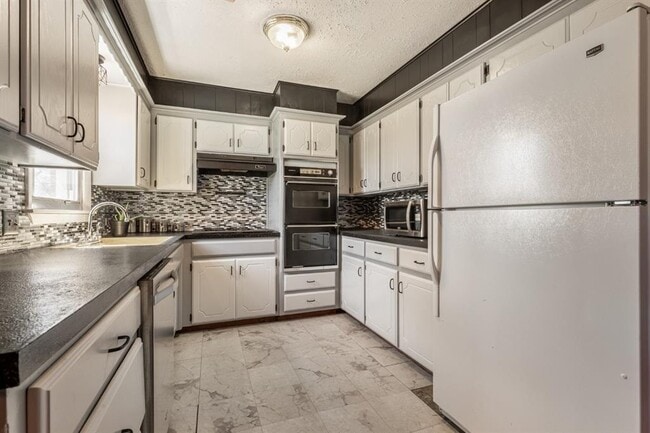 Photo - 3204 SE 19th St