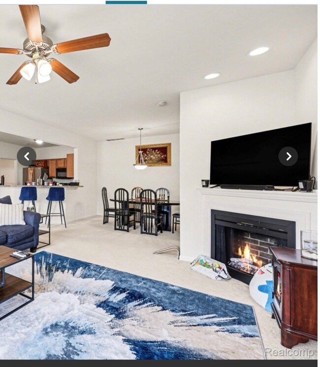 Photo - 28218 S Pointe Ln