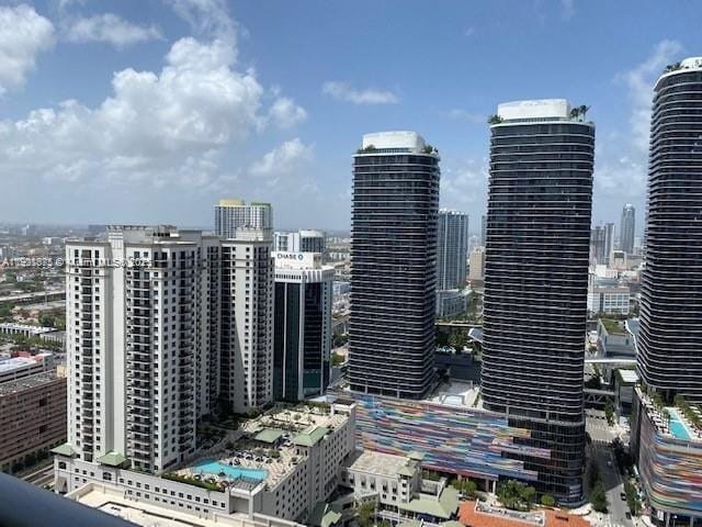 Building Photo - 1100 S Miami Ave Unit 3809