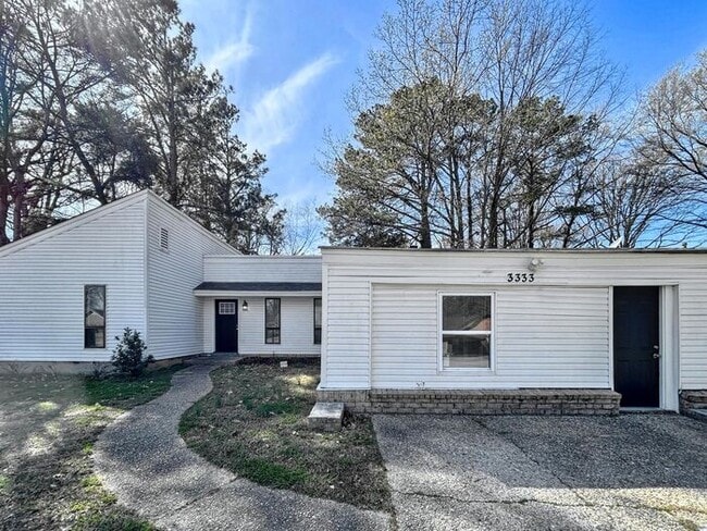 Photo - 3333 Leschallas Dr House