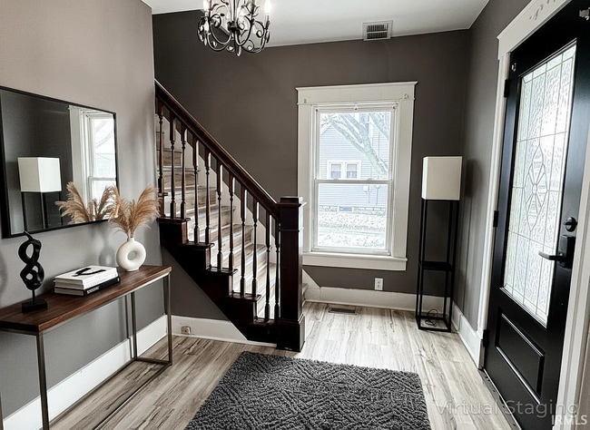 Photo - 1118 N Webster St