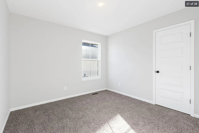 Photo - GORGEOUS 4 BED 2 BATH