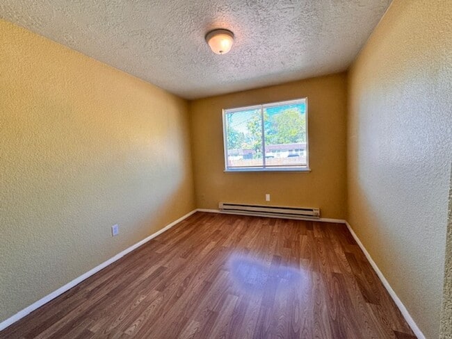 Photo - 2 Bedroom 1 Bathroom Duplex Located on the...