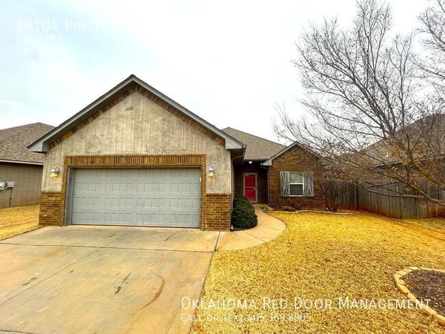 Building Photo - 19104 Pinehurst Trail Dr