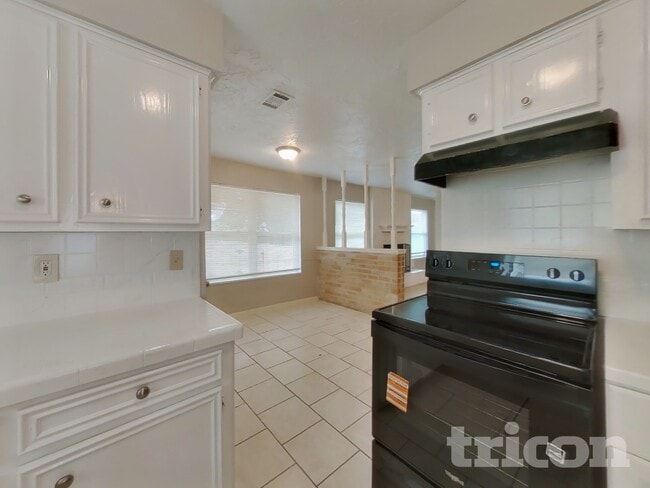 Photo - 12027 Arrowhead Glen Dr