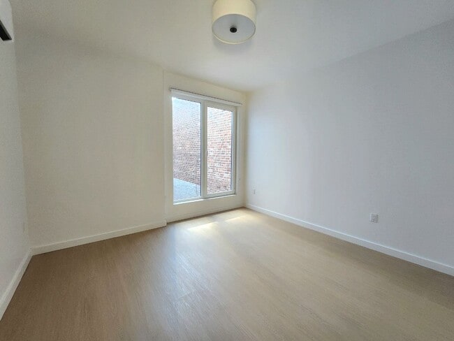 Photo - 75 Webster St Unit 2