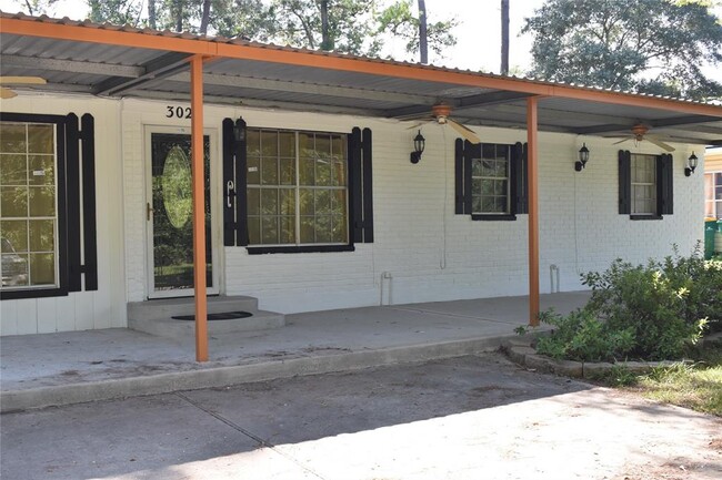 Photo - 302 Arrowhead Dr House