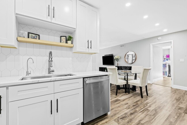 Photo - 1881 Middle River Dr Unit 206