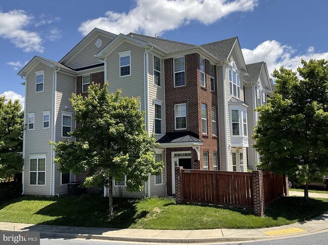 Photo - 117 Leather Fern Way Townhome
