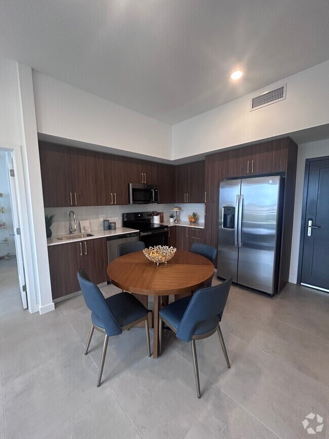 Building Photo - 416 N 20th Ave Unit B4 Rental