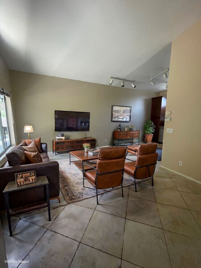 1 Bed 1 Bath Aliso Viejo Canyon Villas House House Rental in Aliso