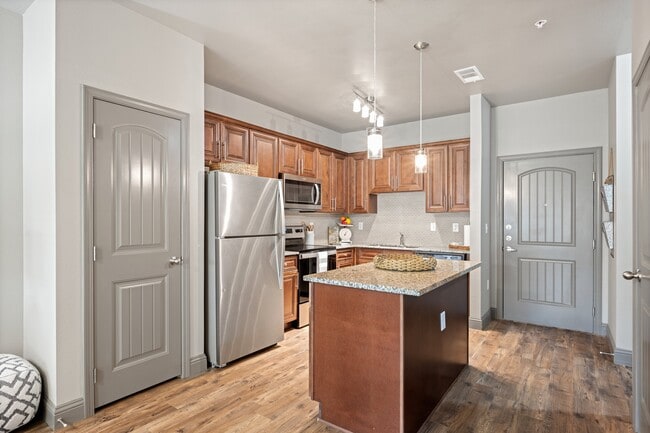 Lake Villas Apartments