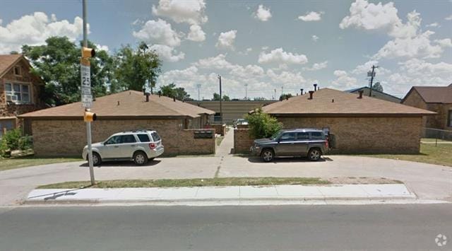 Building Photo - 1835 S 14th St Rental