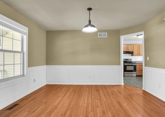 Photo - 709 Indigo Dr