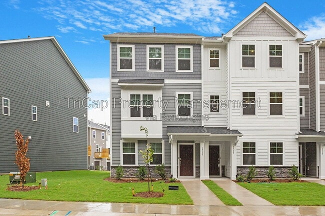 Building Photo - 1713 Chirping Trl