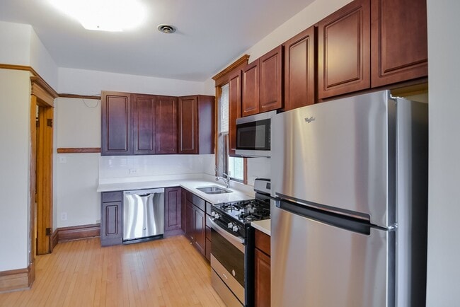 Photo - 2231 W Walton St Unidad 2