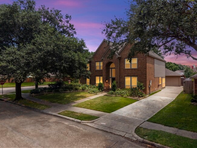 Building Photo - 2210 Bay Haven Way