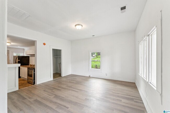 4405 12th Ct