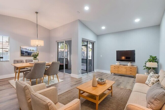 Photo - 1579 Springside Dr