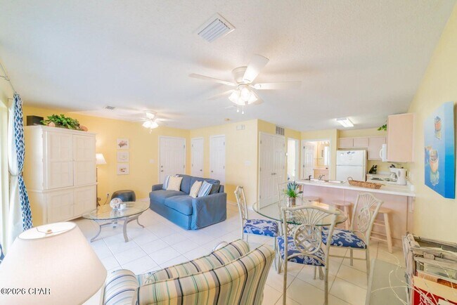 82 Sugar Sand Ln Unit C3