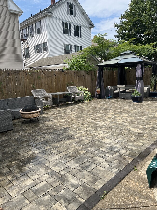 Building Photo - 64 Sterling St Unit 64 Sterling St. Pawtucket