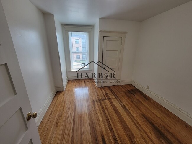 Photo - 711 1st Dr NW Unit B