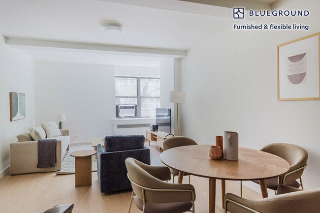 Photo - 231 E 76th St Unidad FL2-ID1530