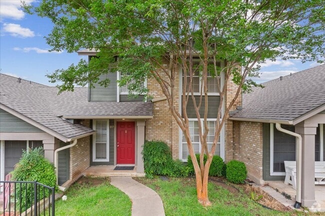 Building Photo - 2 Bedroom 1.5 Bath Condo at Coppertree!