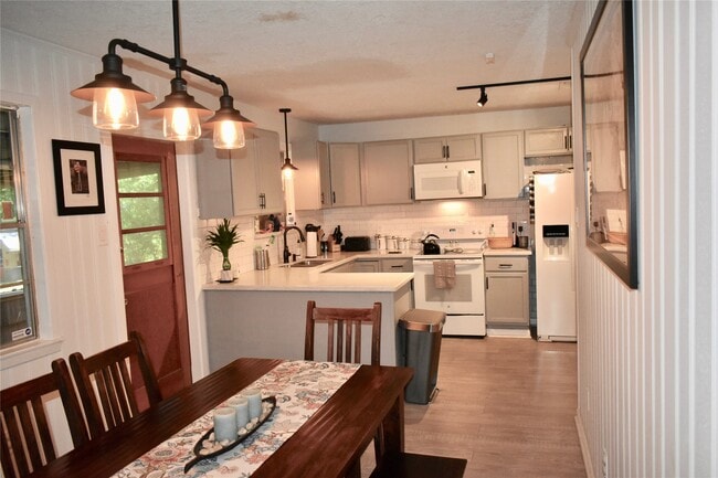 Photo - 4624 Verone St