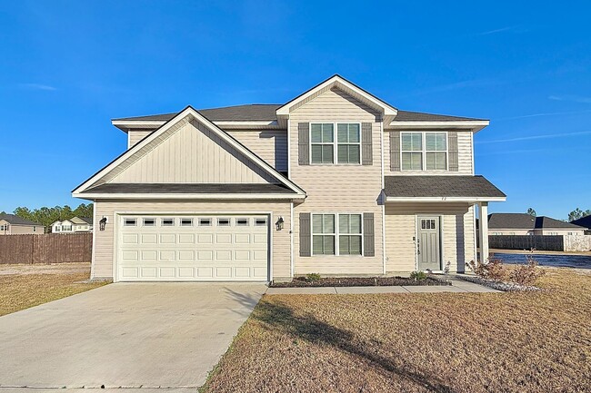 Building Photo - AVAILABLE MID-MARCH 2026! (Pet Friendly)