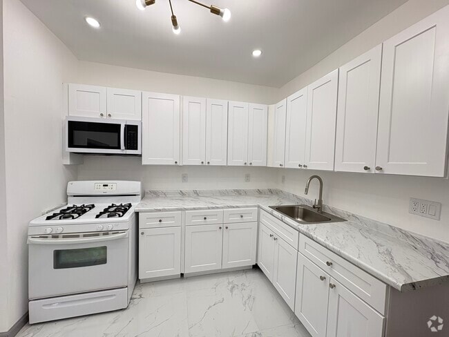 Building Photo - 74 Warner Ave Unit 2 Rental