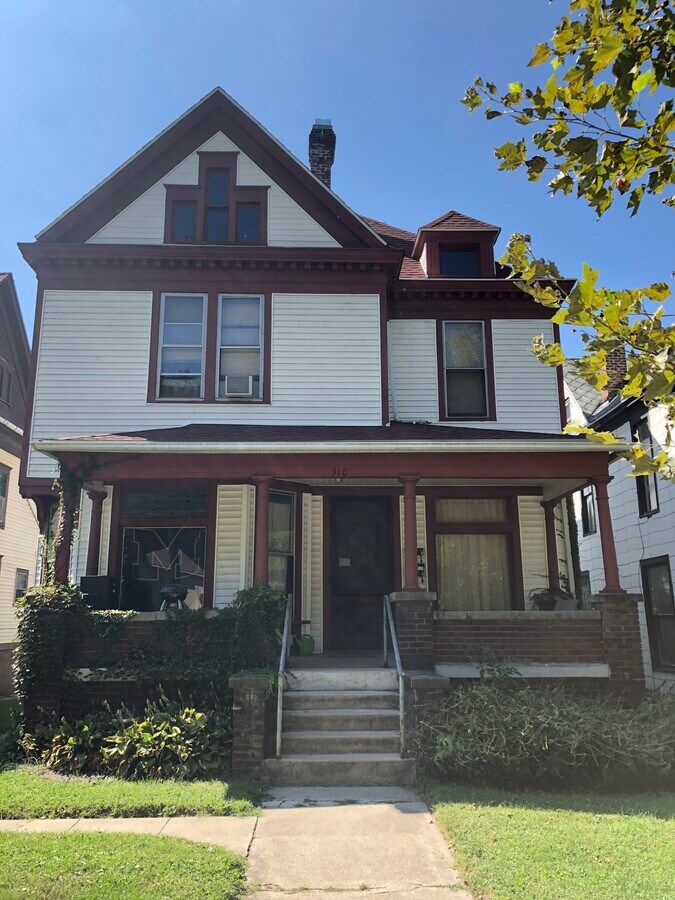 Photo - 310 S 6th St Unit 3