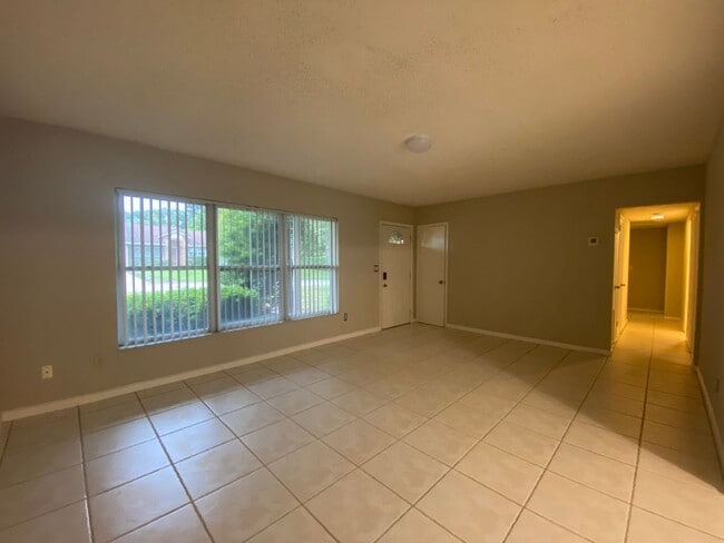 Photo - 1421 Ridgecrest Rd