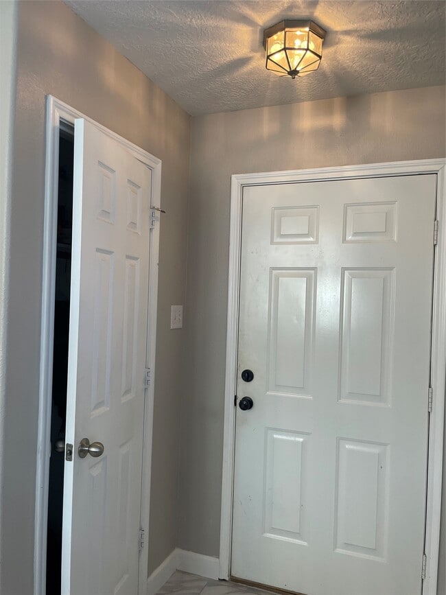 Photo - 14024 Buckskin Dr