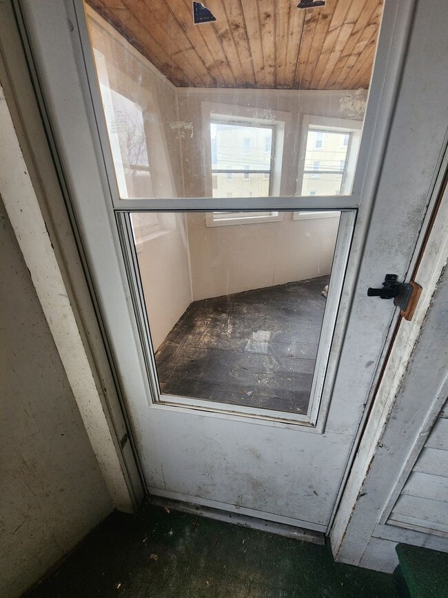 62 W Allen St Unit B
