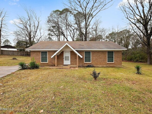 Building Photo - 18 Begonia Ct