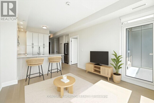 Photo - 3240 William Coltson Ave Unité 810