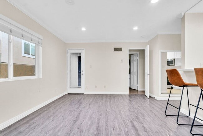 Photo - Beautiful one bedroom/one bath in the Verano community at UTC! Close to so much! Unit 2009