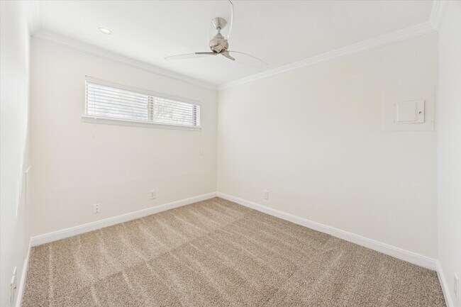 Photo - 1701 Harvard St Unidad 6