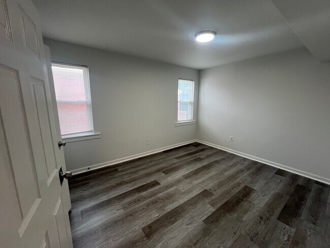 Photo - 2853 28th St SE Unidad 3