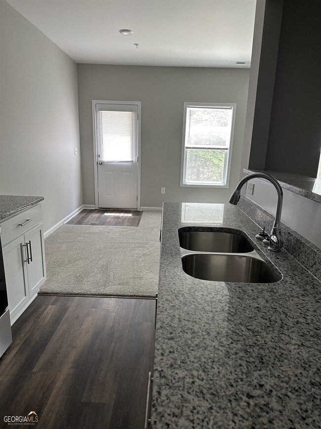 531 Maggie Ln