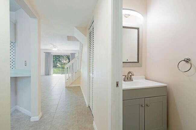 Photo - 6384 Boca Cir
