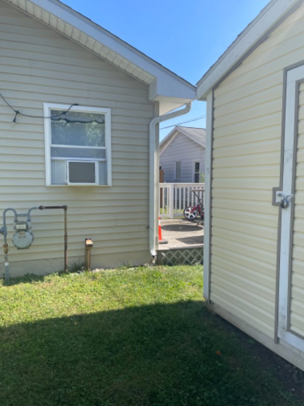 Photo - 2414 E 7th St