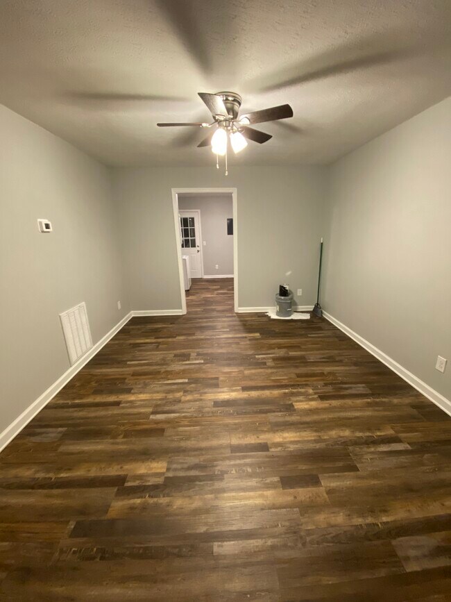 Entrance/living room view 3 - 1205 Redden Ln Unit A