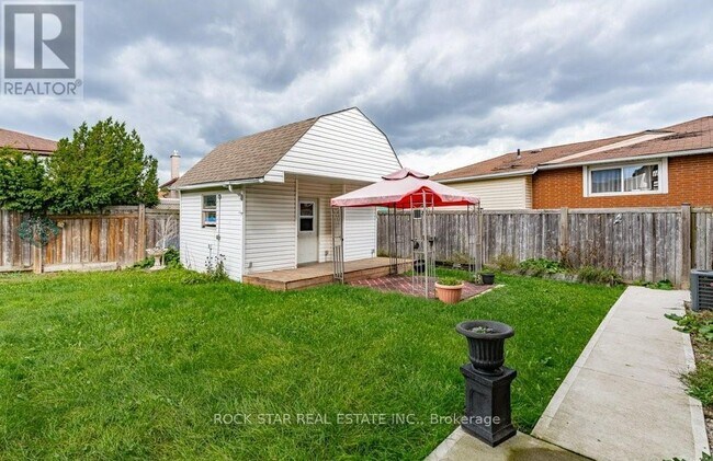 Photo - 271 Carson Dr