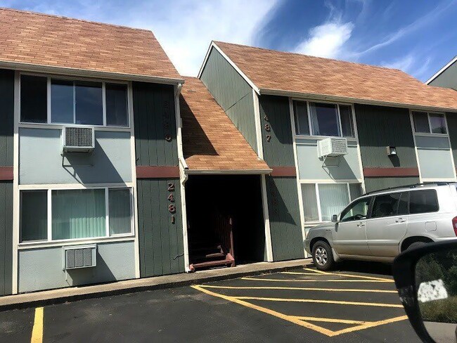 Photo - 2487 NE Kerr St Unidad 12