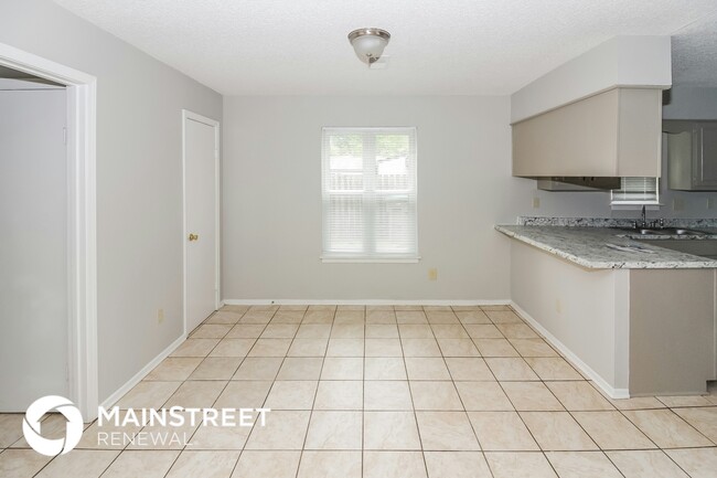 Photo - 4405 Indian Trail Dr