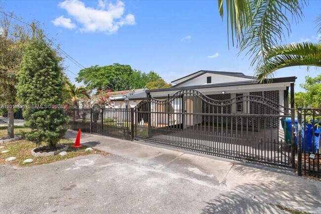 Photo - 1409 NW 44th St