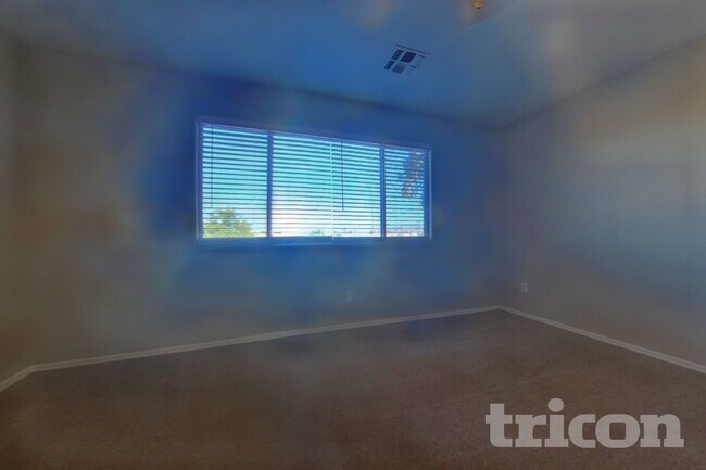 Photo - 14 N 126th Ave