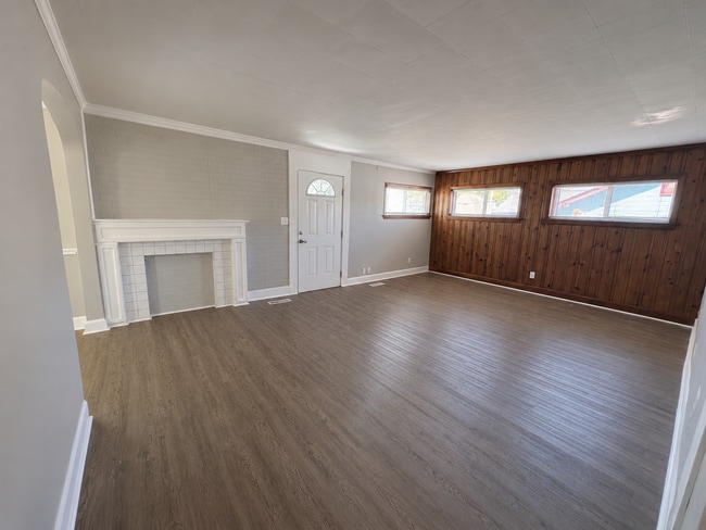 Photo - Two Bedroom Cottage!
